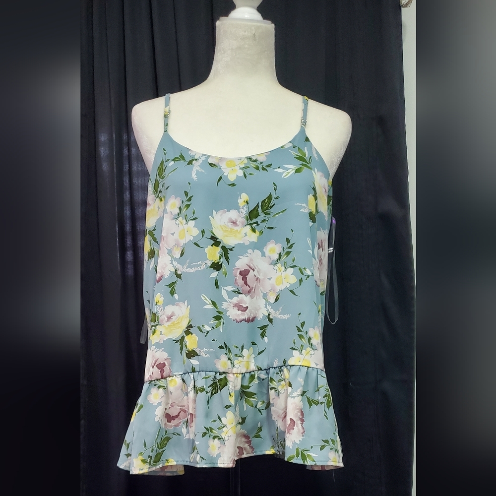 Be Stage Dloral Tank Top